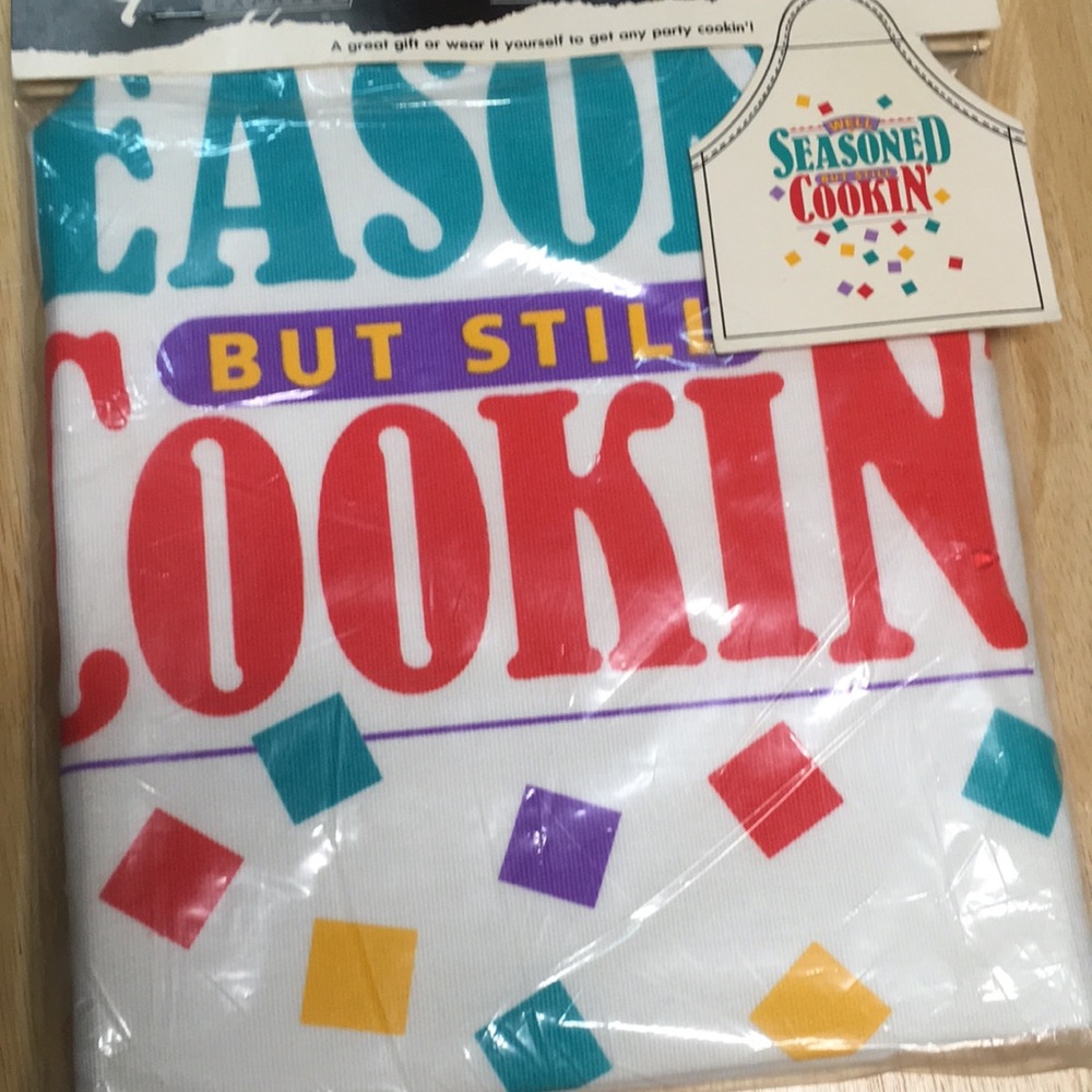 Apron - Picture 2 of 4